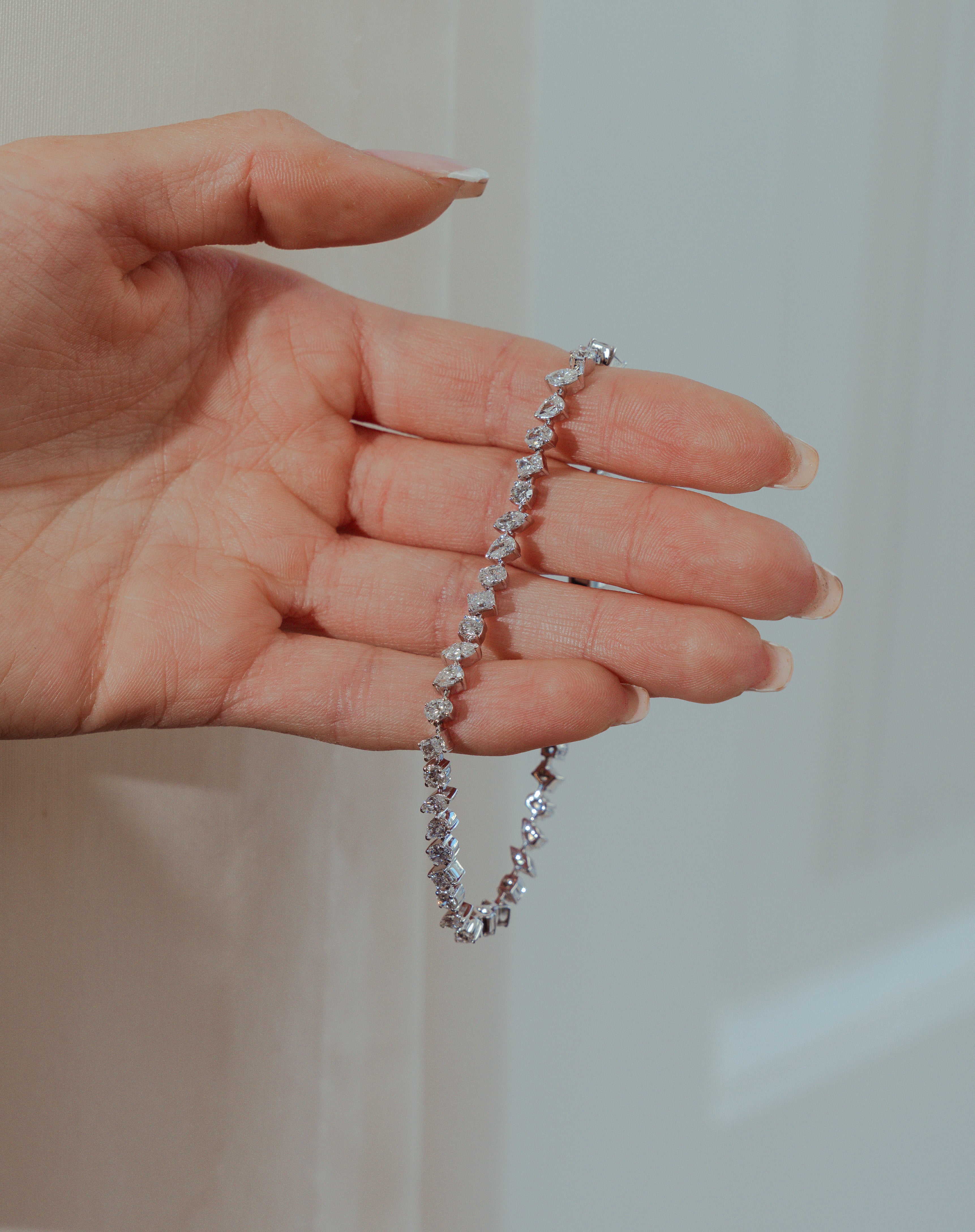 COQUILLAGE TENNISARMBÅND I 14K HVIDGULD MED DIAMANTER (5.2 CT), 18 CM