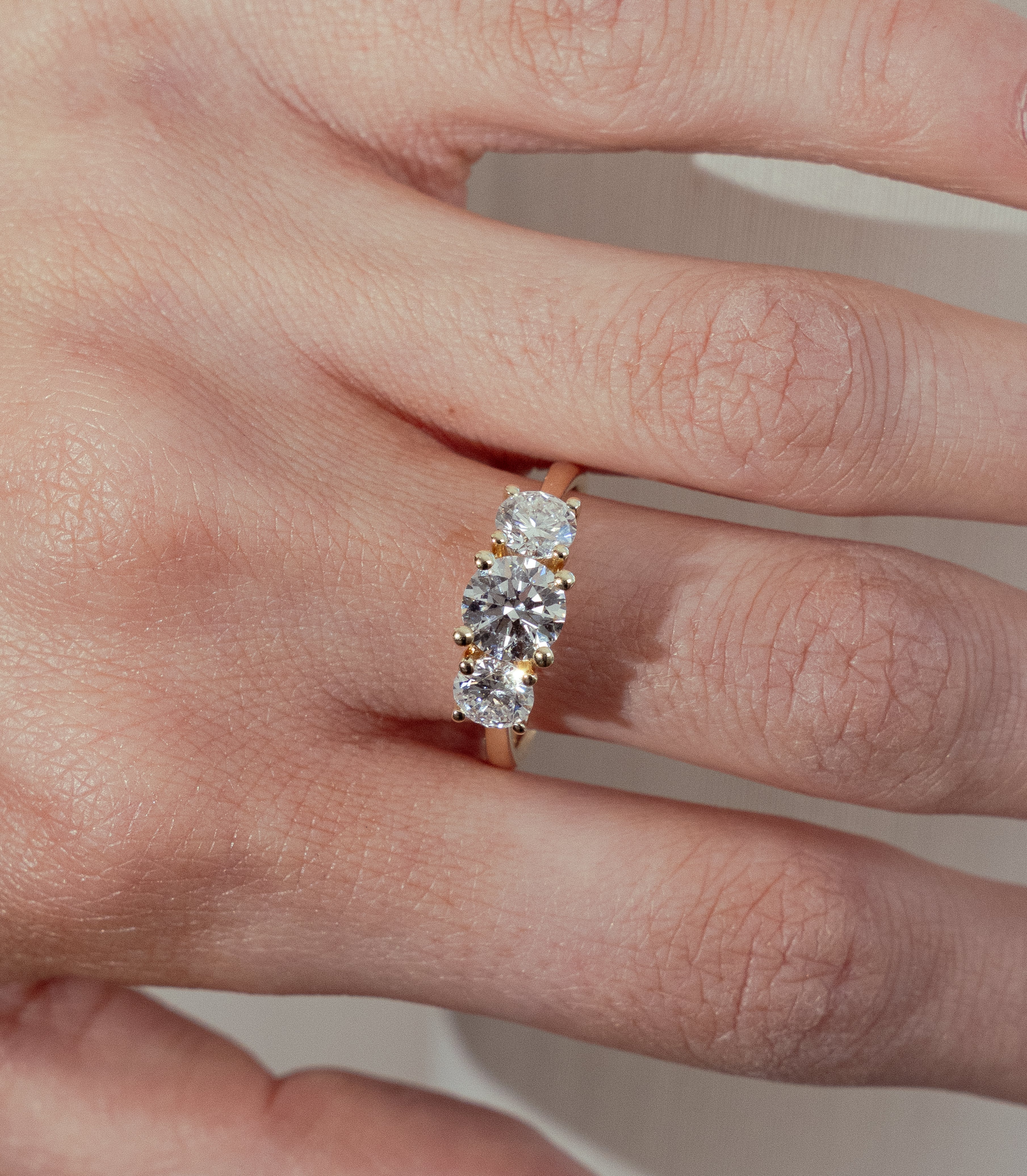 TRESTENSRING I 14K GULD MED DIAMANTER (2 CT), STR. 54