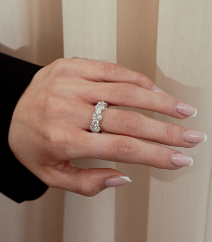 GRAND STATEMENTRING I 14K HVIDGULD MED DIAMANTER (5.4 CT), STR. 54