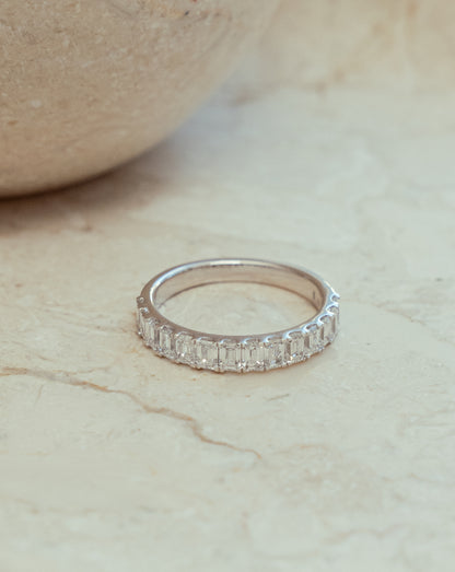 RECTANGLE ETERNITY RING I 14K HVIDGULD MED DIAMANTER (1.3), STR. 54