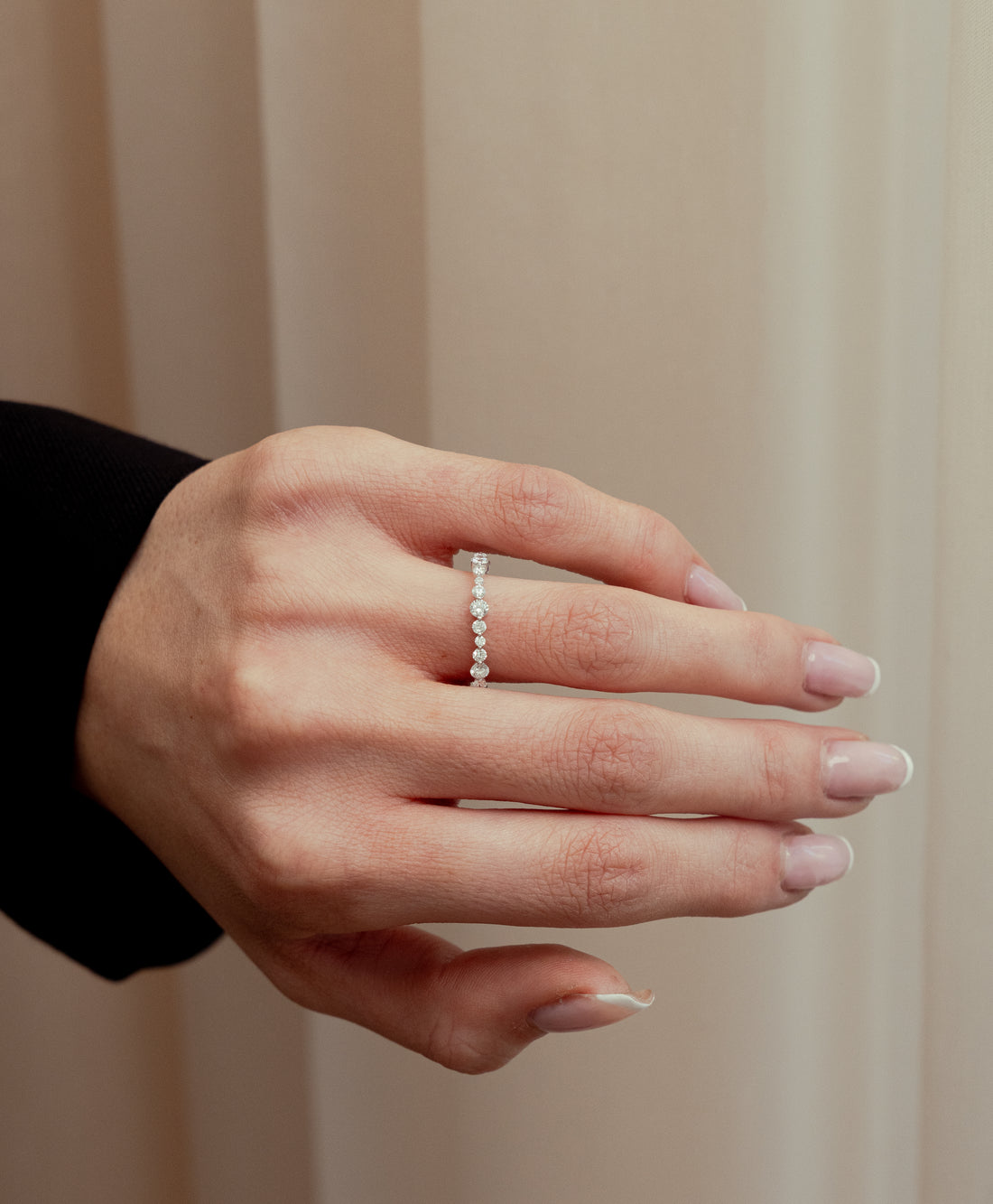 RÊVE ETERNITY RING I 14K GULD MED DIAMANTER (1 CT), STR. 54