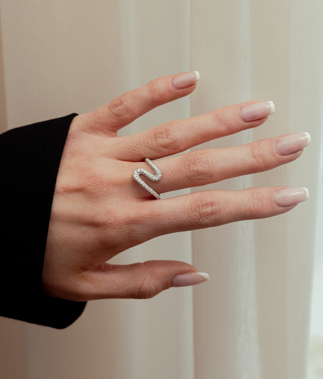 PAVÉRING I 14K HVIDGULD MED DIAMANTER (0.79 CT), STR. 54