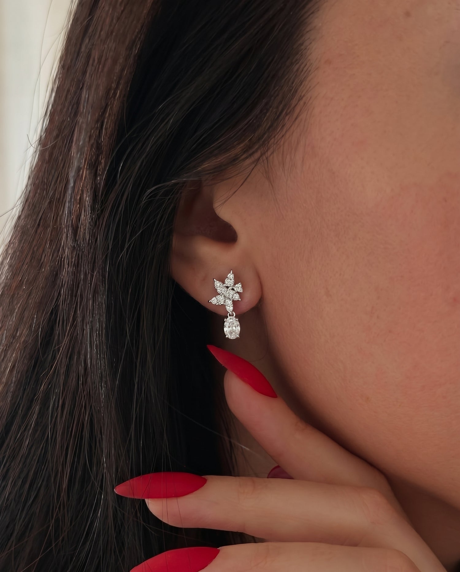 PETITE FLEUR ØRESTIKKER