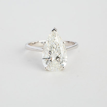 GRANDE POIRE RING